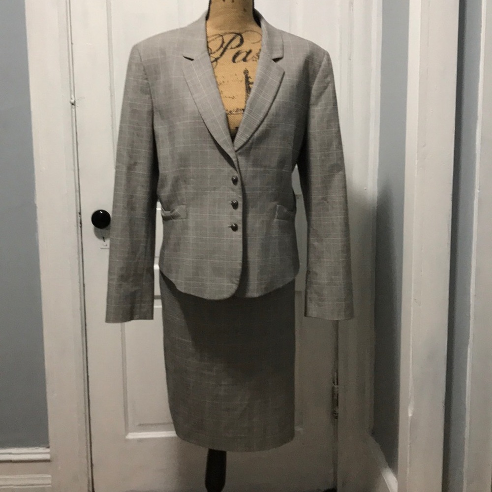 Beautiful grey skirt suit